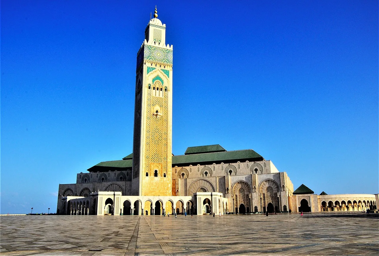 Tour deserto e citta Imperiali da Casablanca 10 giorni 9 Notti - Moschea Hassan II Casablanca - Viaggio Organizzato in Marocco